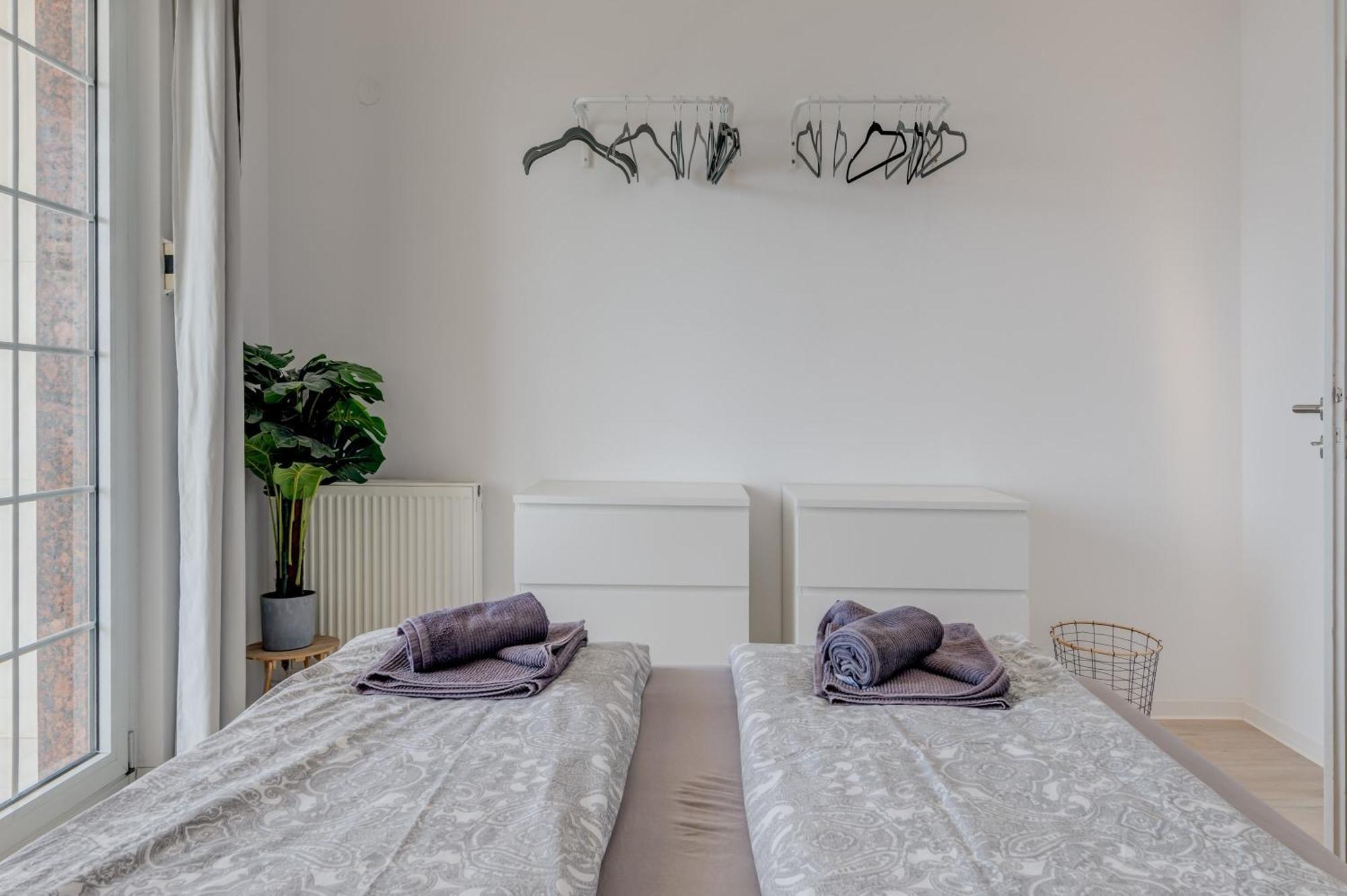 Apartments With Pool Vrdoljak Оміш Номер фото